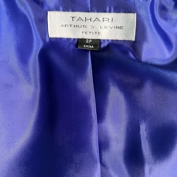 Tahari Blazer Women’s Crop Jacker Arthur Levine 2 Petite - Picture 8 of 10